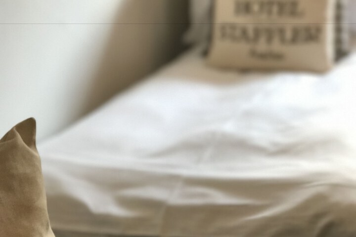 Room 8 of 38