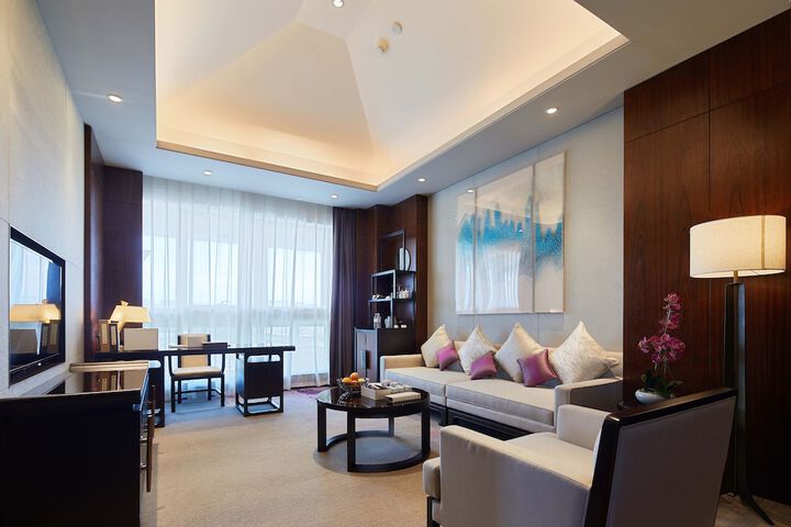 Room 20 of 93