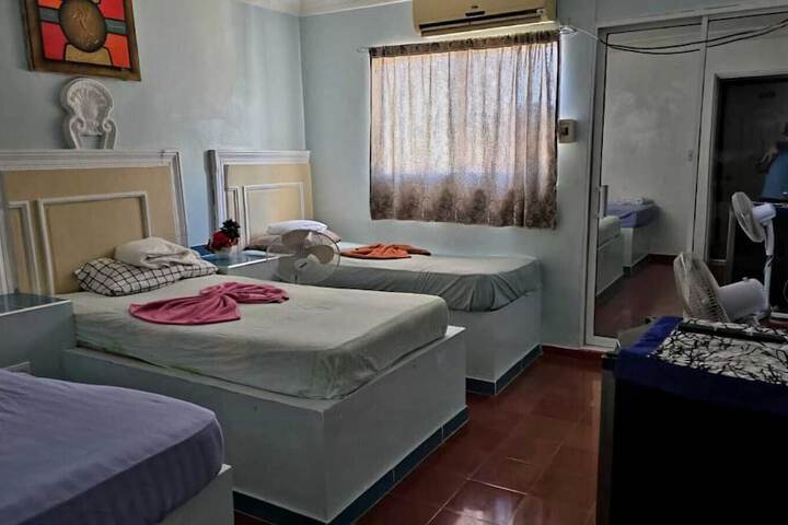 Room 14 of 28