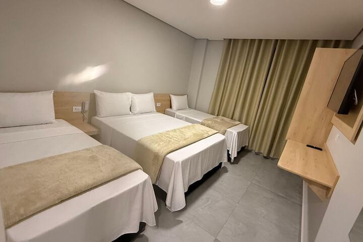 Room 4 of 19