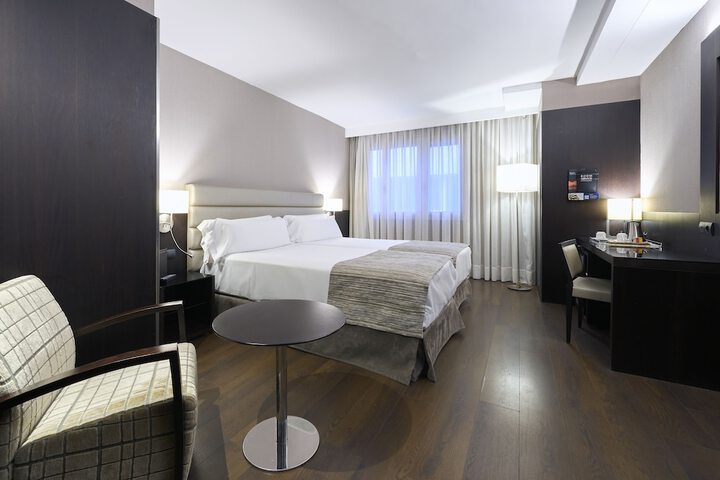 Room 6 of 46