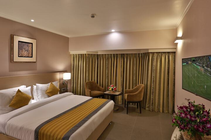 Room 7 of 24