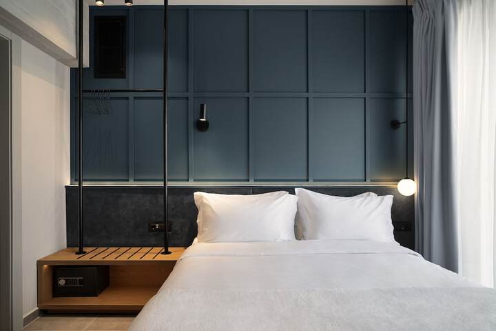 Room 14 of 56