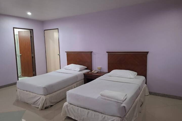 Room 16 of 45