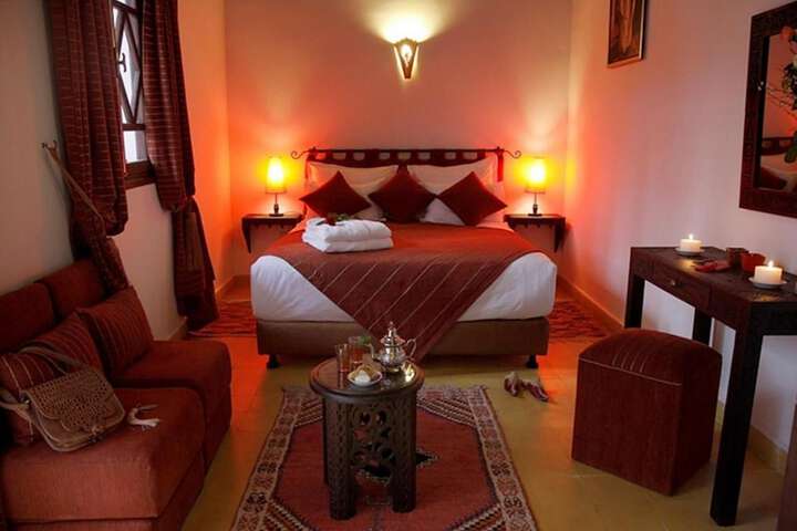 Room 9 of 26
