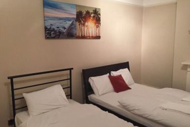 Room 8 of 47