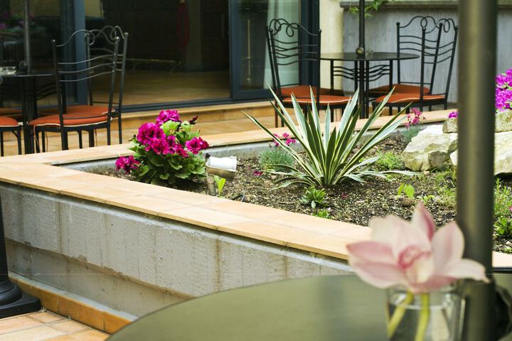 Terrace/Patio 40 of 45