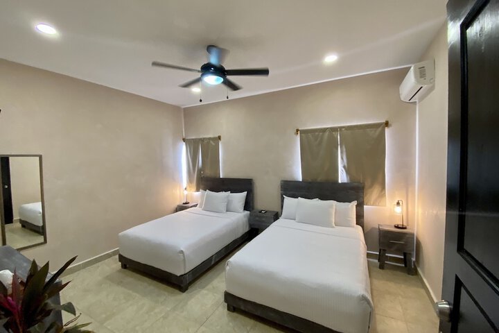 Room 18 of 25