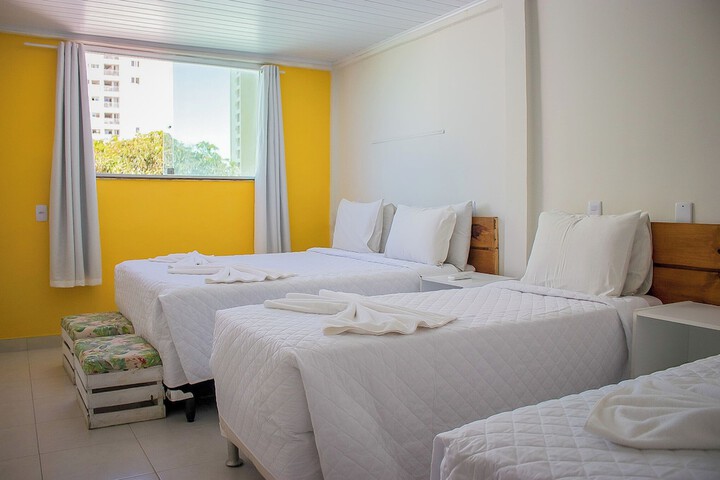 Room 16 of 27