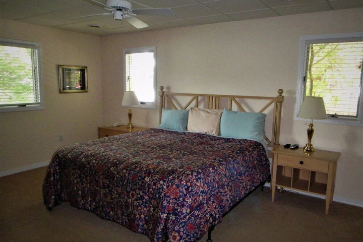 Room 3 of 12
