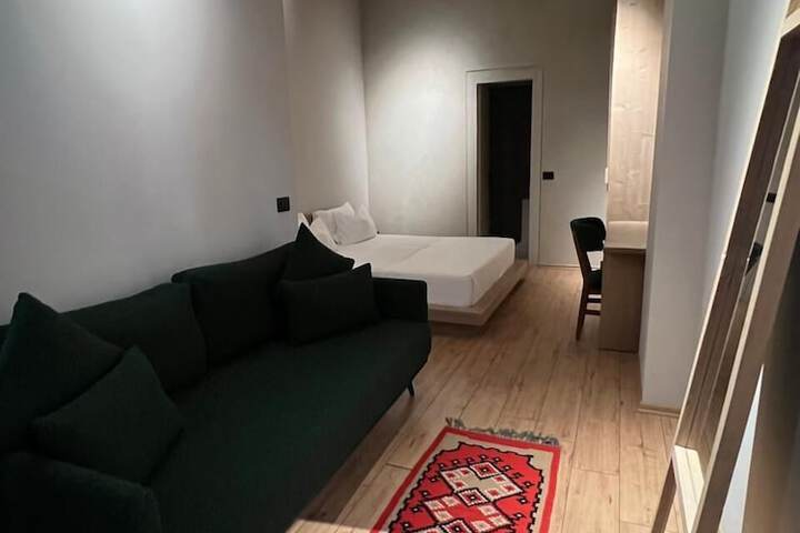 Room 56 of 93