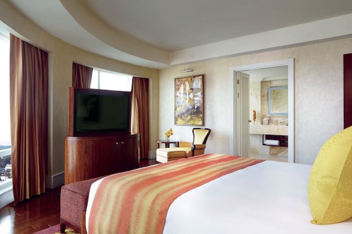 Hotel 126 of 128