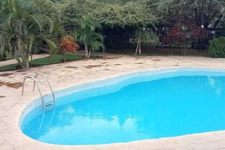 Pool 12 of 52