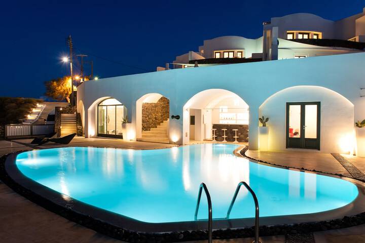 Pool 62 of 84