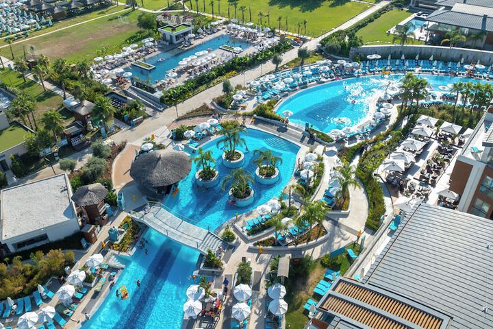 Pool 118 of 251