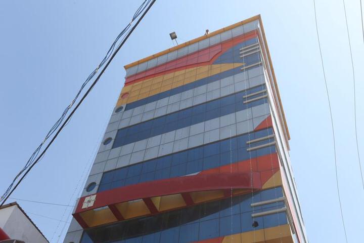 General 13 of 18