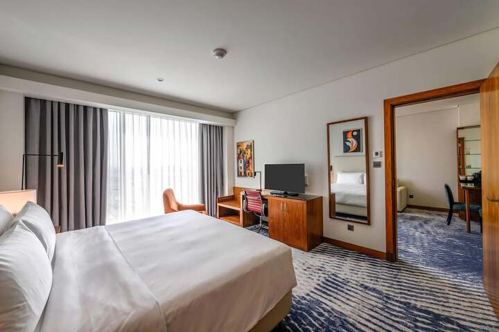 Room 34 of 106