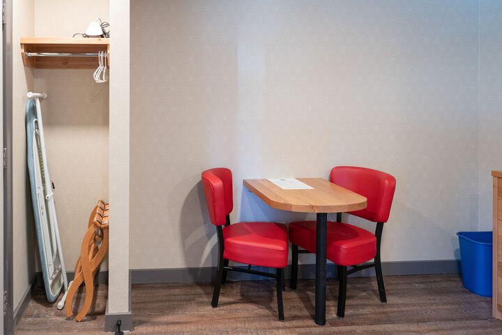 Room 56 of 120