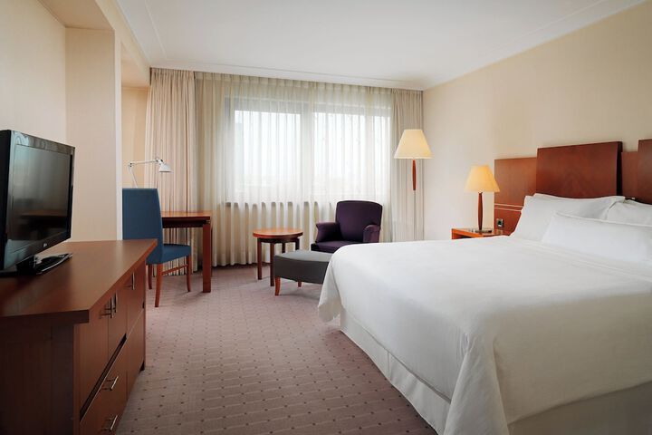 Room 14 of 119