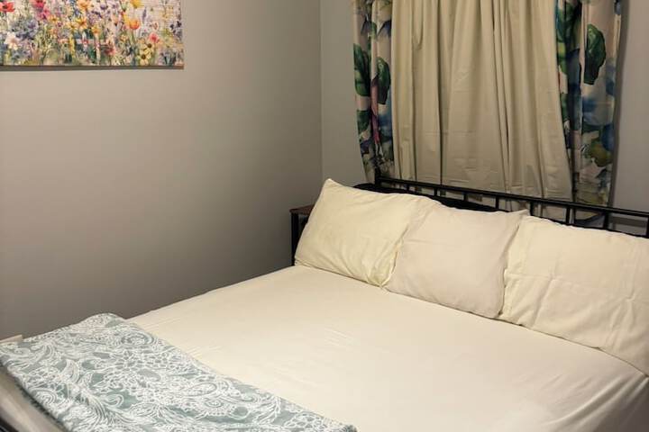 Room 3 of 12