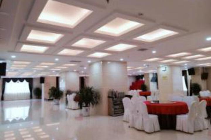 Tianhe Hotel