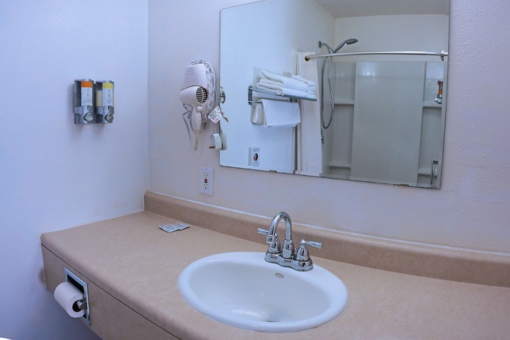 Room 284 of 341
