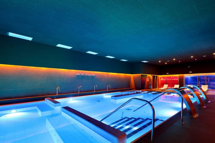 Pool 34 of 96