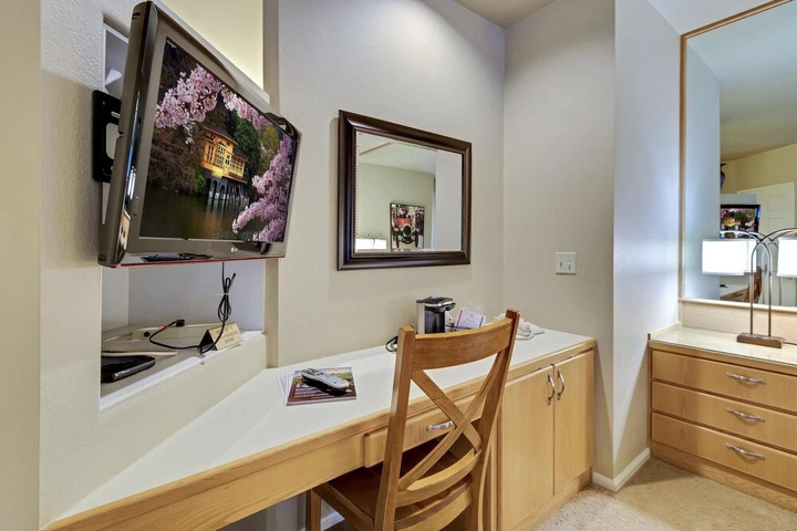 Room 2 of 15