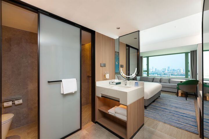 Room 55 of 120