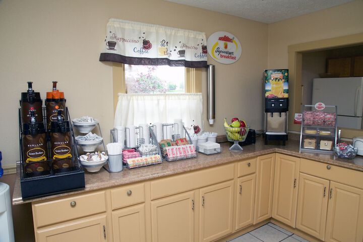 Breakfast area