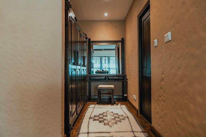 Room 55 of 98