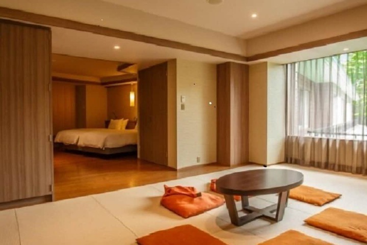 Room 19 of 78