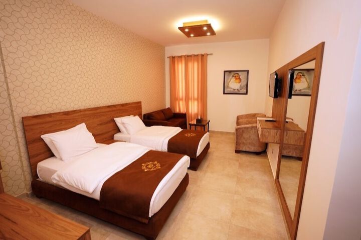 Room 12 of 29