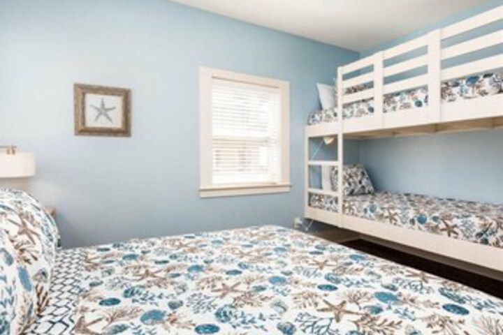 Room 82 of 92