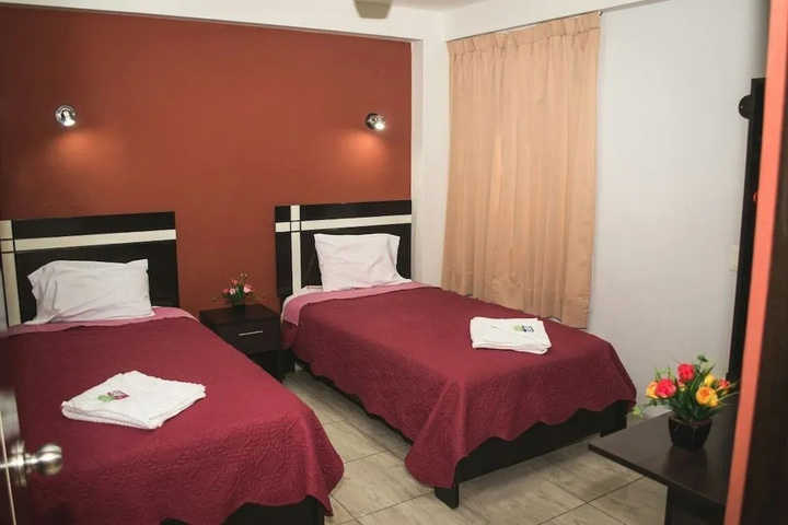 Room 5 of 13