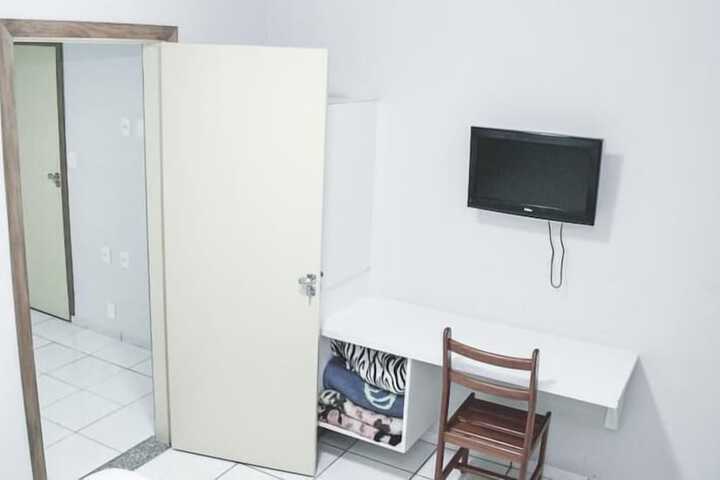 Room 15 of 29