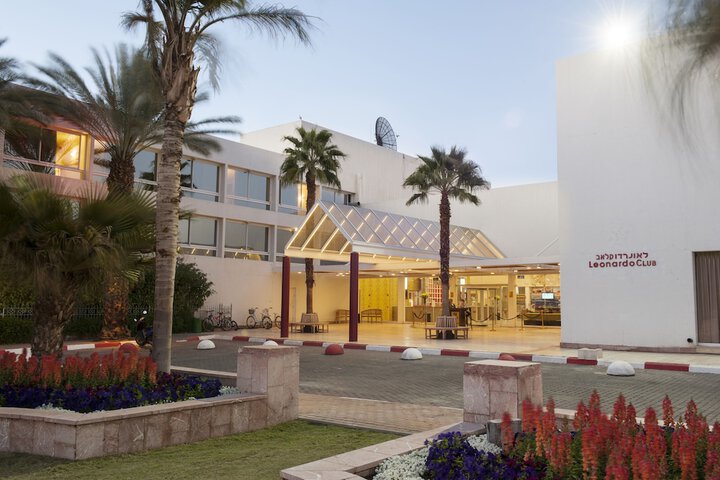 Hotel 79 of 80