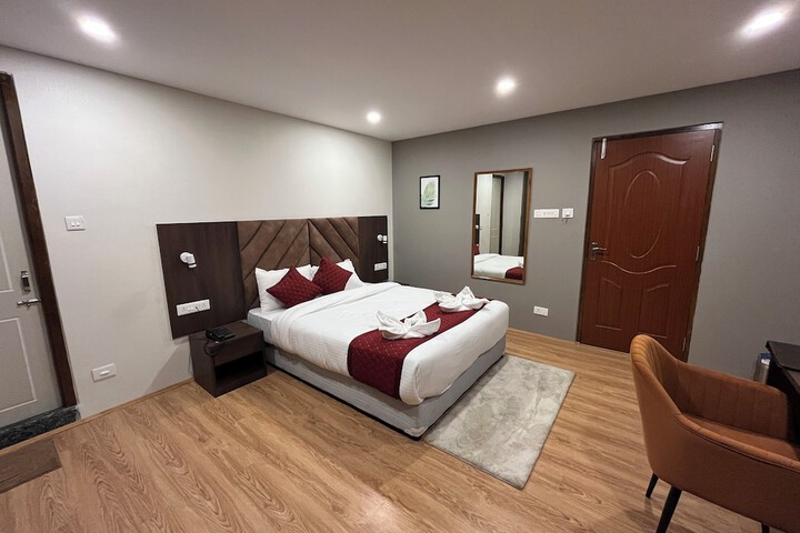 Room 20 of 29