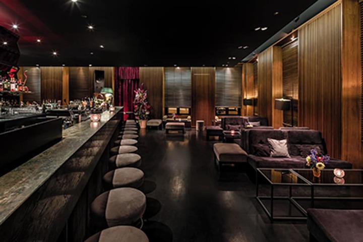 Lounge 59 of 86