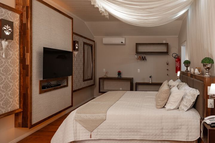 Room 30 of 238