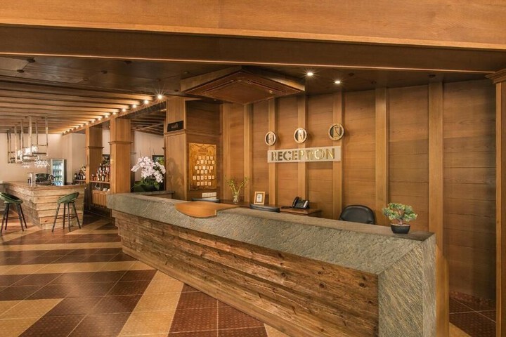 Hotel Interior 2 of 38