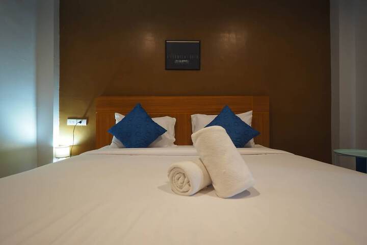 Room 13 of 92