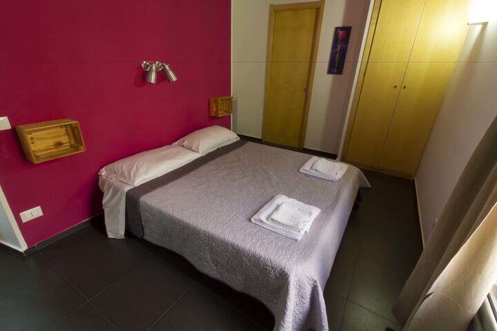 Room 3 of 88
