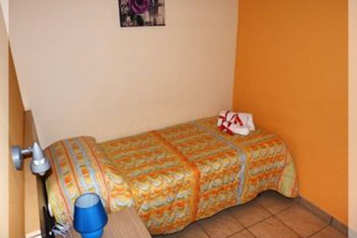 Room 46 of 70