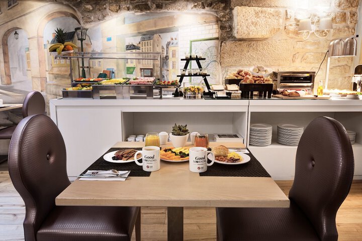 Breakfast/Coffee Service 20 of 29