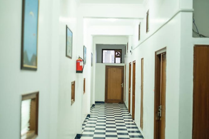Room 15 of 29