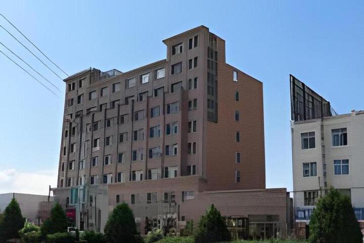 Photo of GreenTree Inn Zhangye Ganzhou Train Station Orthopaedic Hospital