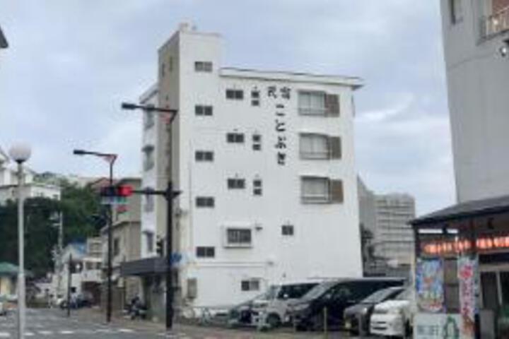 Shirahama Onsen Minshuku Kotobuki