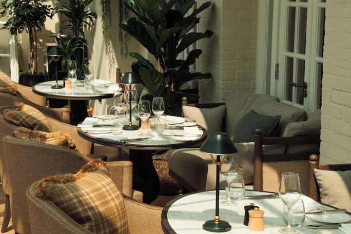 Dining 87 of 97