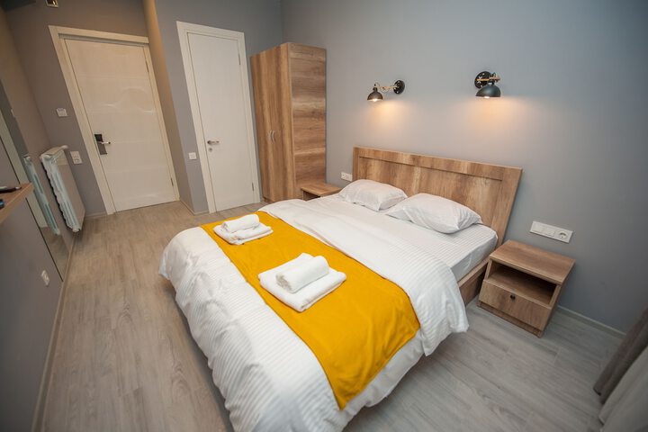Room 3 of 61